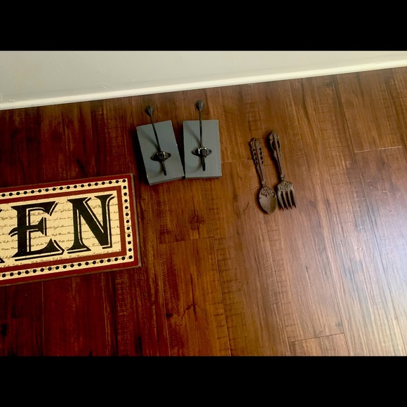 Kitchen Decor - Picture 3 of 3